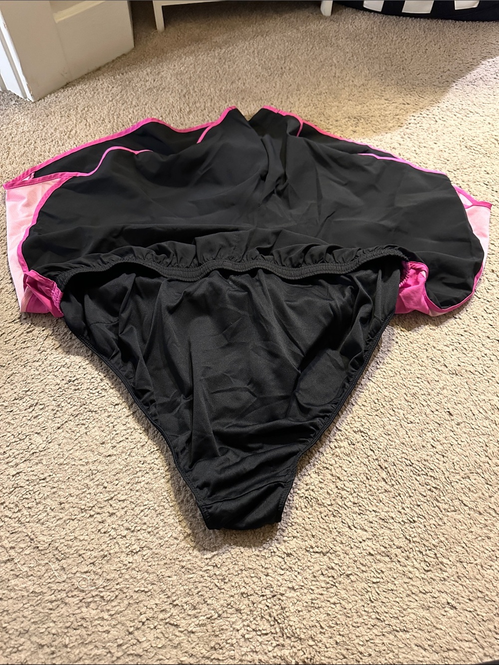 Nike Women’s Black Running Shorts with Pink Trim - Picture 5 of 6